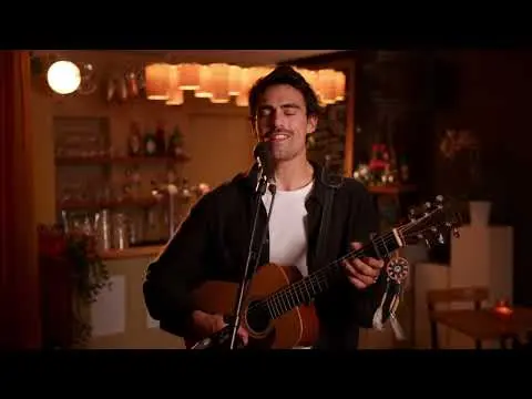 Livio - Solo - Fly Me To The Moon (Live Session)