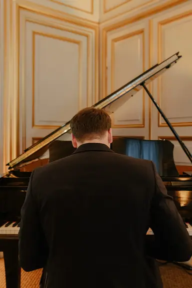 Pianiste — 3