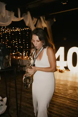 Saxophonist — 2